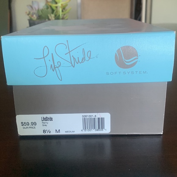 Life Stride Soft System Loafers - Picture 10 of 12